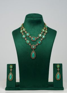 Zoya Emerald AD