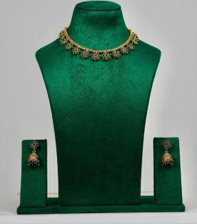Mira Choker Set